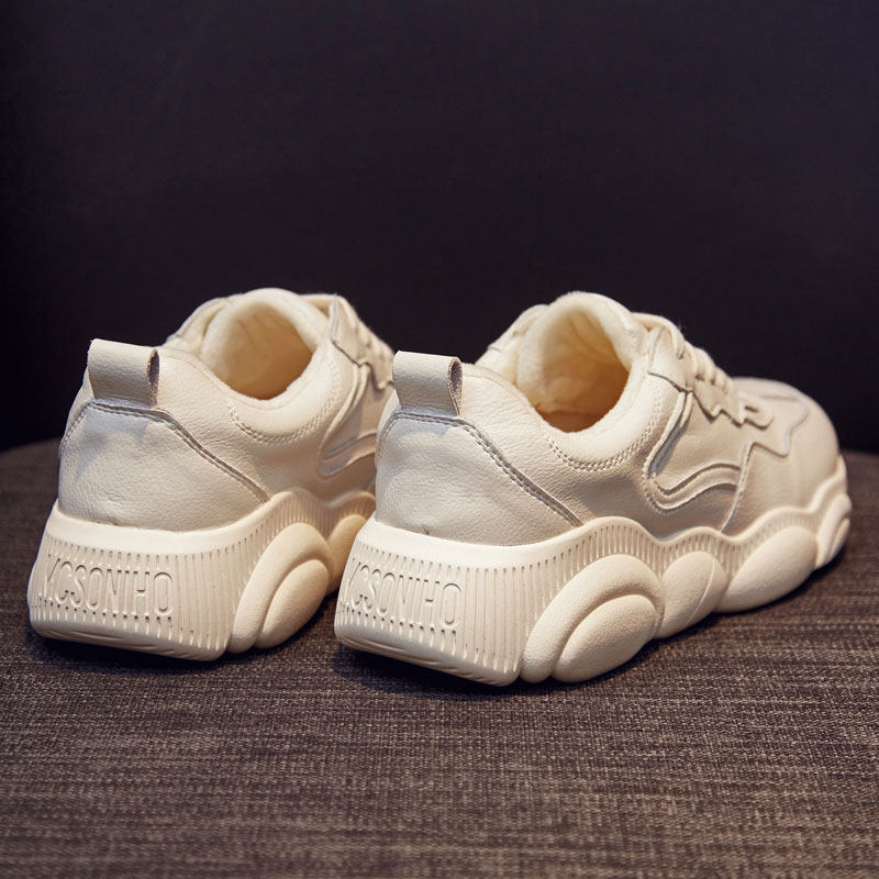 Plus size women's shoes 41-43 autumn and winter all-match basic small white shoes women's thick bottom 2021 new ins plus velvet daddy shoes trend