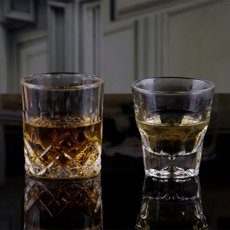 Whiskey glass glass glass crystal glass creative octagonal cup thickened heat-resistant household lead-free cup kTV glass