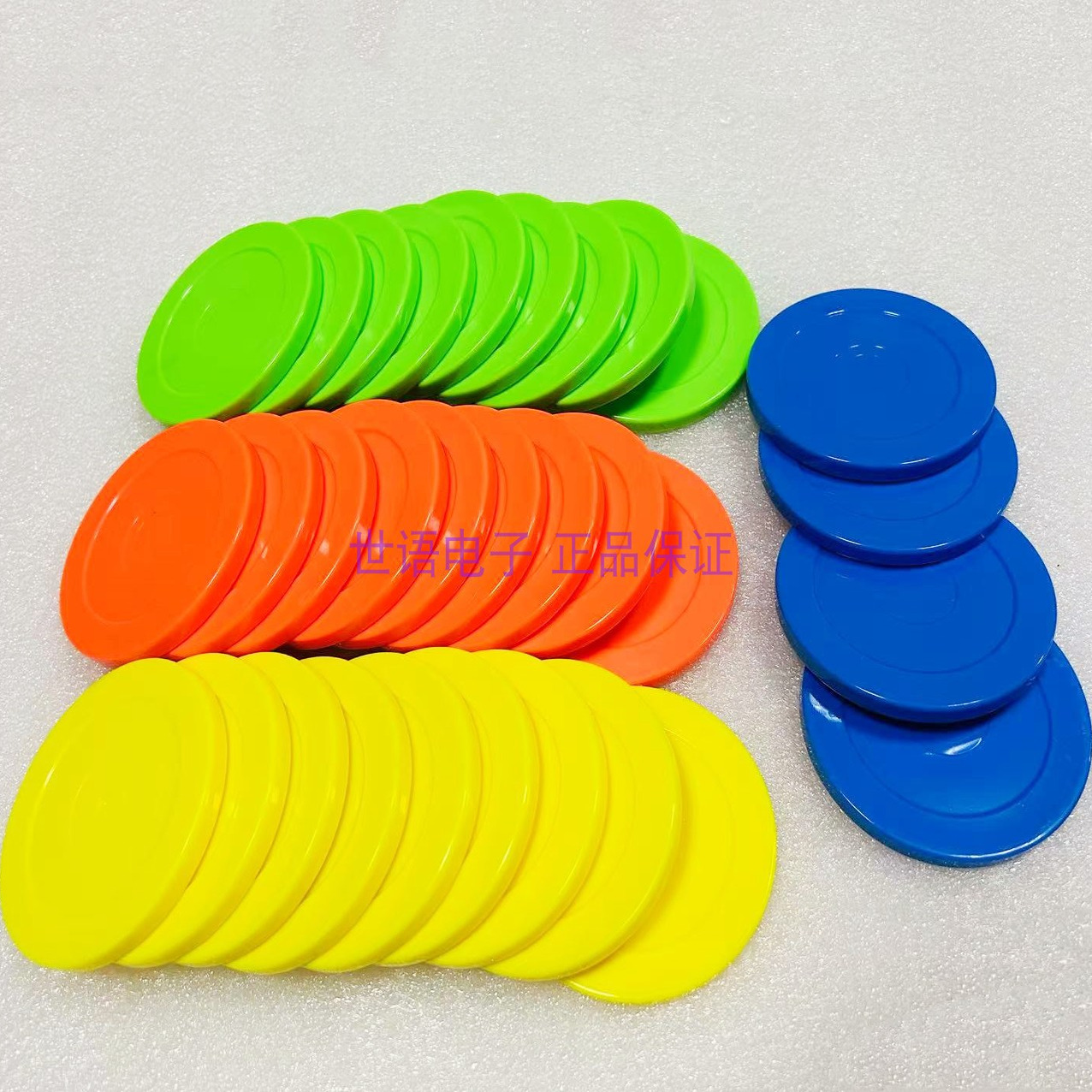 ストレートエッジの厚めのホッケーボール デビッド・ベーコン キュートチキンチーム スターウォーズ 72.5mm スモールポテトホッケー