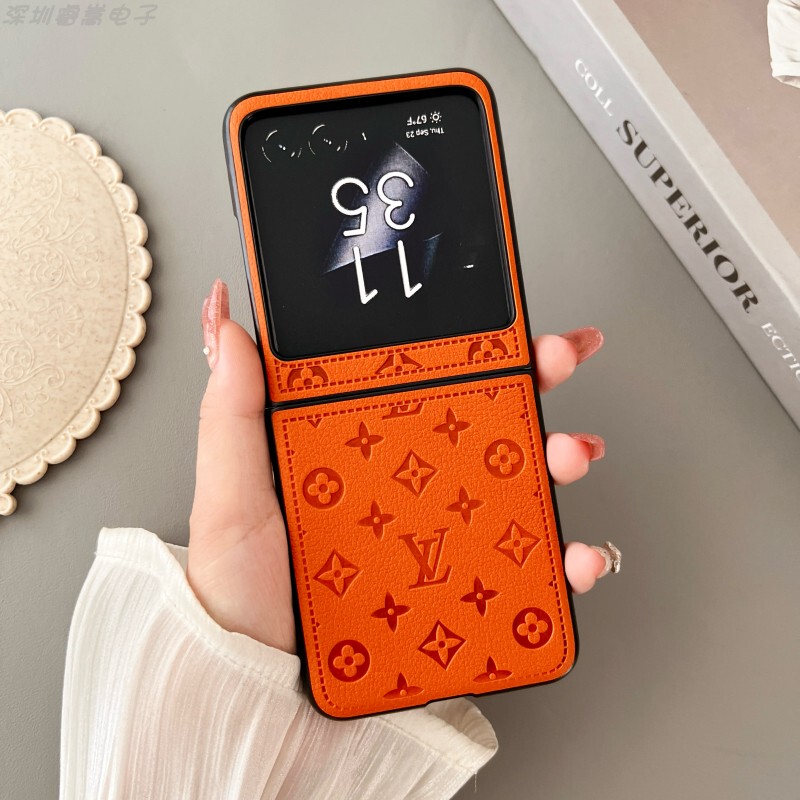 Motorola Moto Razr50Ultra Fun Cartoon Phone Case with Painted Patterns, Matte Leather Texture, Pu Leather Foldable Screen Anti-Fall Protective Case