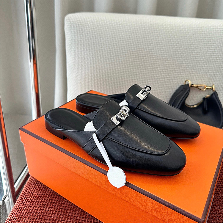 Kapeili/Signature Style! New Kelly Metal Buckle Sheepskin Flat Toe-Cap Mules with Silver Buckle Slippers