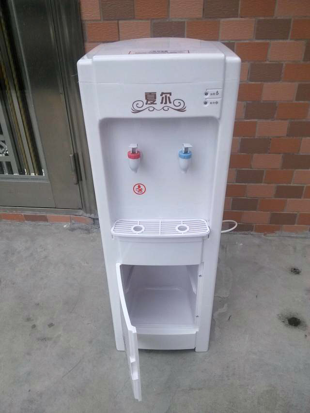 máy lọc nước 3m Máy đường ống Máy nước nóng lạnh thẳng đứng Máy nước uống thẳng ấm Máy đường ống máy lọc nước Kỹ thuật máy lọc nước nhỏ gọn