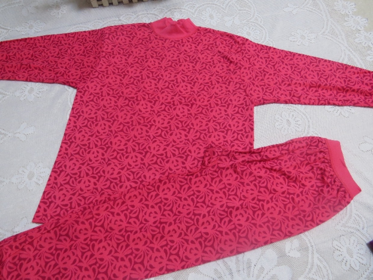 Cây in hoa mùa thu bà già bằng vải cotton ấm cho mẹ. những kiểu đồ bộ thu đông
