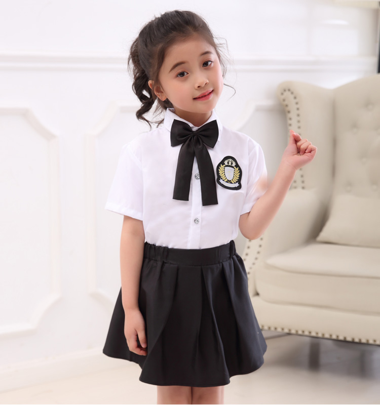 Kỷ niệm Quốc khánh Nam và Nữ Trình diễn Bib Trường tiểu học Trẻ em Cười Mười một Trang phục biểu diễn hợp xướng - Trang phục áo len bé trai