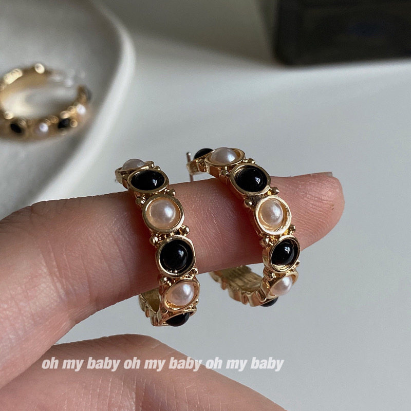 Black and white pearl ring ear nail ear clip retro Baroque temperament 100 hitch in the absence of earholes  