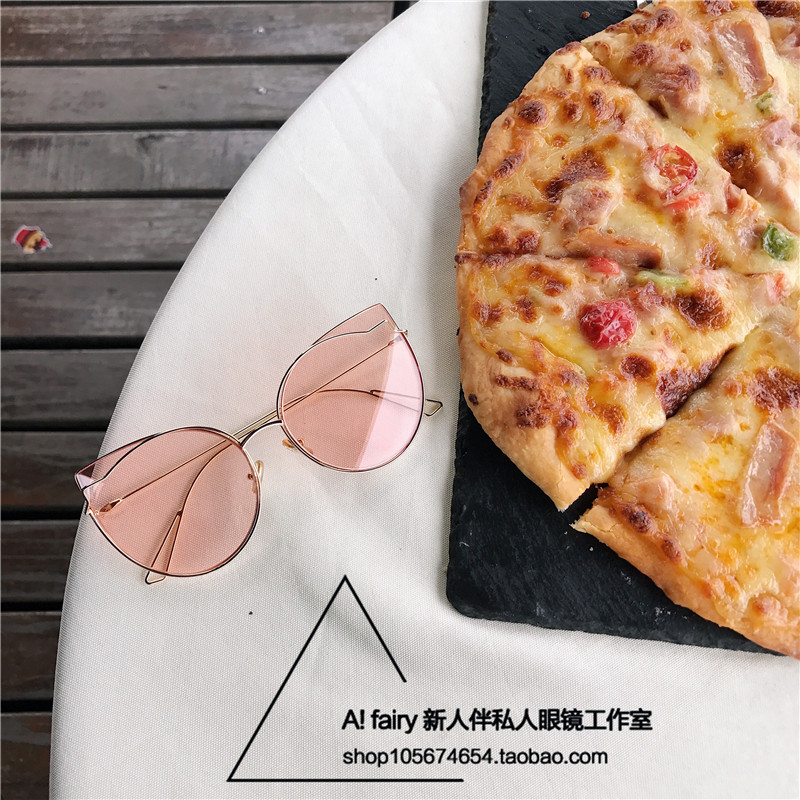 Han Sheng jiang shadow baby Naza same sunglasses female face cat eye personality in sunglasses street glasses shoot glasses tide