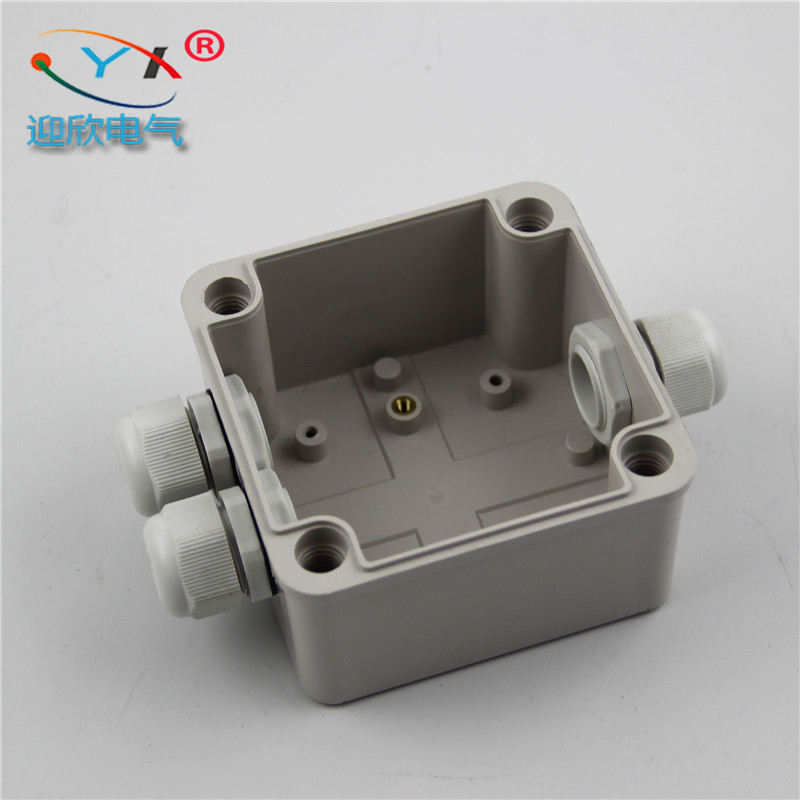 125 125 75 one in two out waterproof junction box square shell installation box sealed plastic box branch box