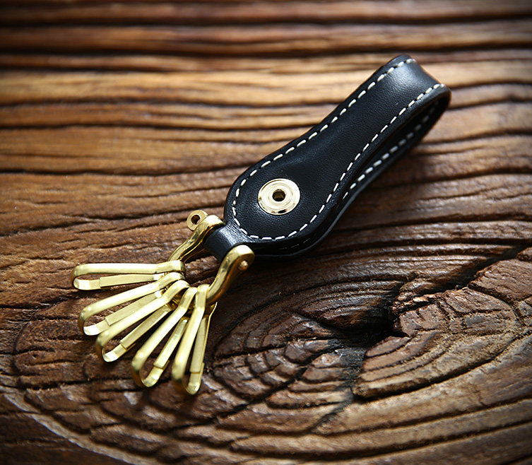 Брелок 手工植鞣牛皮钥匙扣男士简约头层真皮纯铜五金腰挂财布扣钥匙串 Cattle breeders
