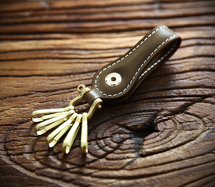 Брелок 手工植鞣牛皮钥匙扣男士简约头层真皮纯铜五金腰挂财布扣钥匙串 Cattle breeders