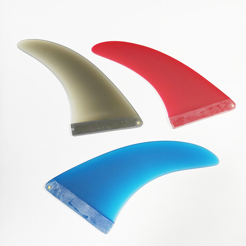7.5インチのグラスファイバー製テールフィンを備えた高速電動サーフボード。高品質の電動サーフボード用テールフィン。