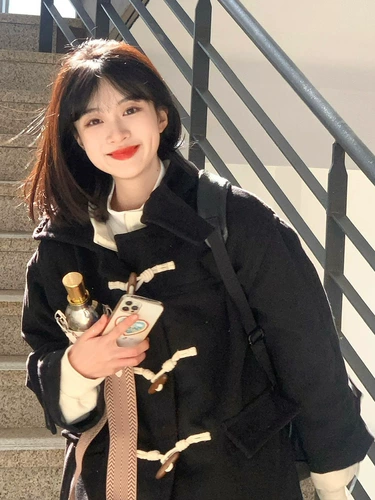 Черная шерстяная демисезонная куртка, увеличенная толщина