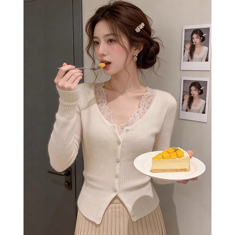 Off-White Patchwork Lace V-Neck Slim-Fit Knit Cardigan for Women, 2026 Spring Collection, Very Stylish Knit Top