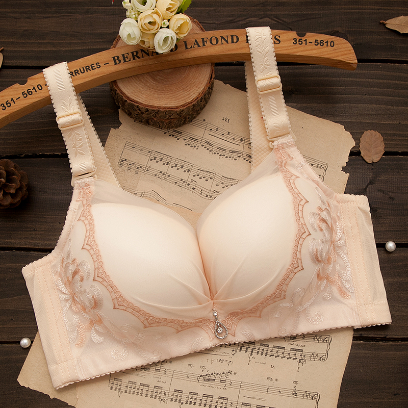 Summer non-magnetic large size underwear without steel ring thin section breathable big breasts show small fat mm ultra-thin sexy embroidery bra