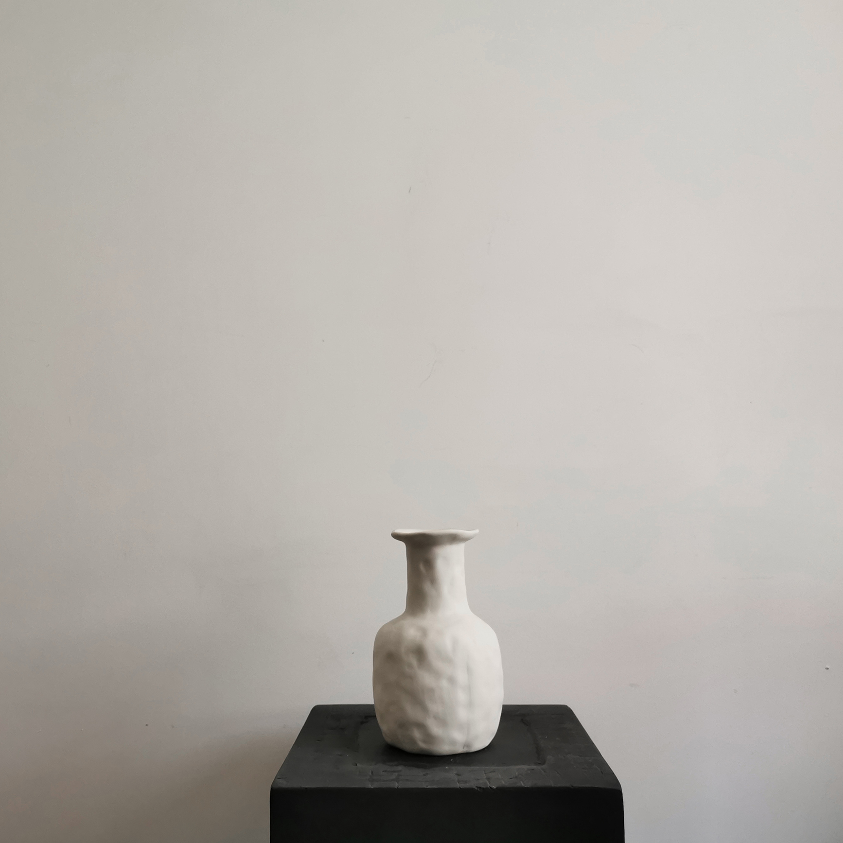 Collection of objects) Nordic modern white florist pottery Silence Wind Vases hotel Minjuku Home Soft room Swaying Pieces