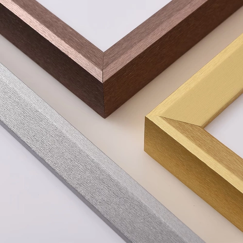 Квадратная настенная фоторамка из натурального дерева, делается под заказ