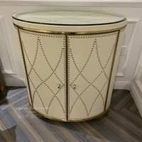 Прикроватный столик