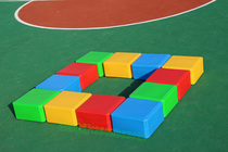 Sentimental training equipment single-plank bridge balance board square walking pier across the river stone plum blossom pile kindergarten toys