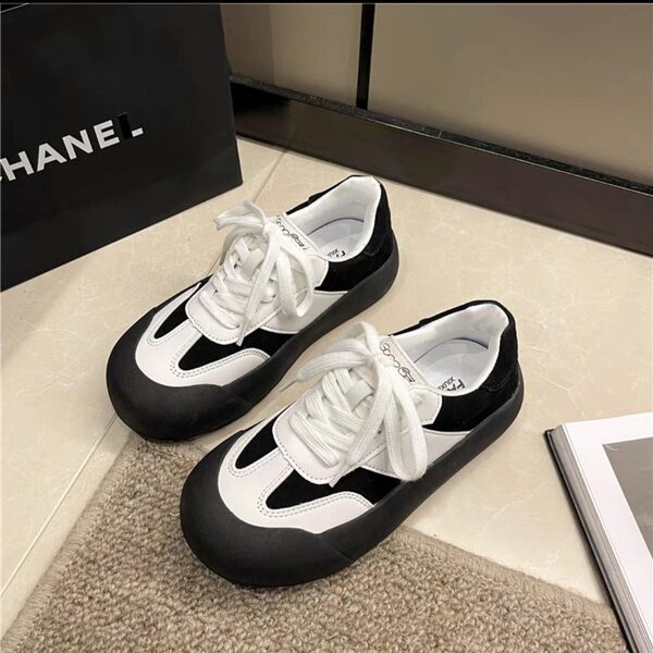 Versatile low top casual breadboard shoes