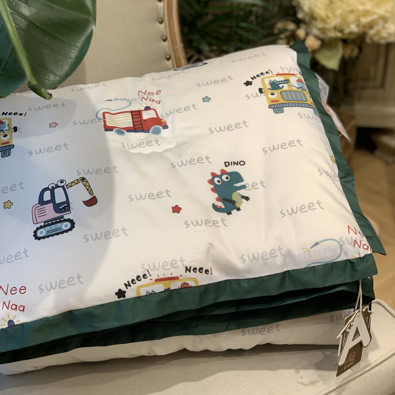Baby removable and washable cotton soybean spring and autumn quilt children's cartoon car dinosaur quilt core thickened winter quilt air conditioner