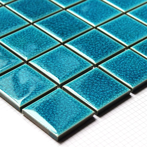 Керамическая мозаика в ванной комнате Средиземноморья Средиземноморья.