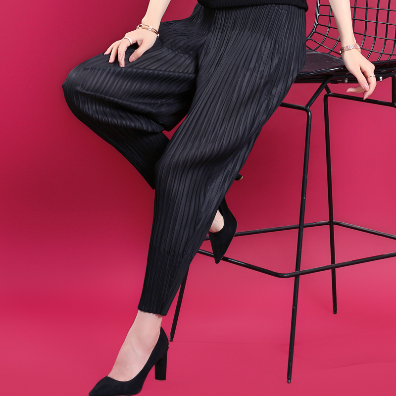 Elegant Pleated Pants for Women, 2026 Summer New Fashion, Loose Casual Harem Pants, Versatile Solid Color Lantern Pants
