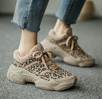 Hong Kong 2022 new BAO WEN old shoes women show feet small Korean version thick-soled womens shoes all-match sports shoes ins tide