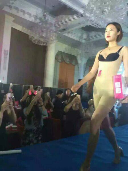 Corset amincissant - Ref 695461 Image 13