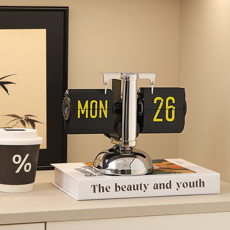 Calendar Ornament Automatic Page-Turning Clock Desktop Retro Mechanical Clock Table Digital Clock Creative Living Room Decoration