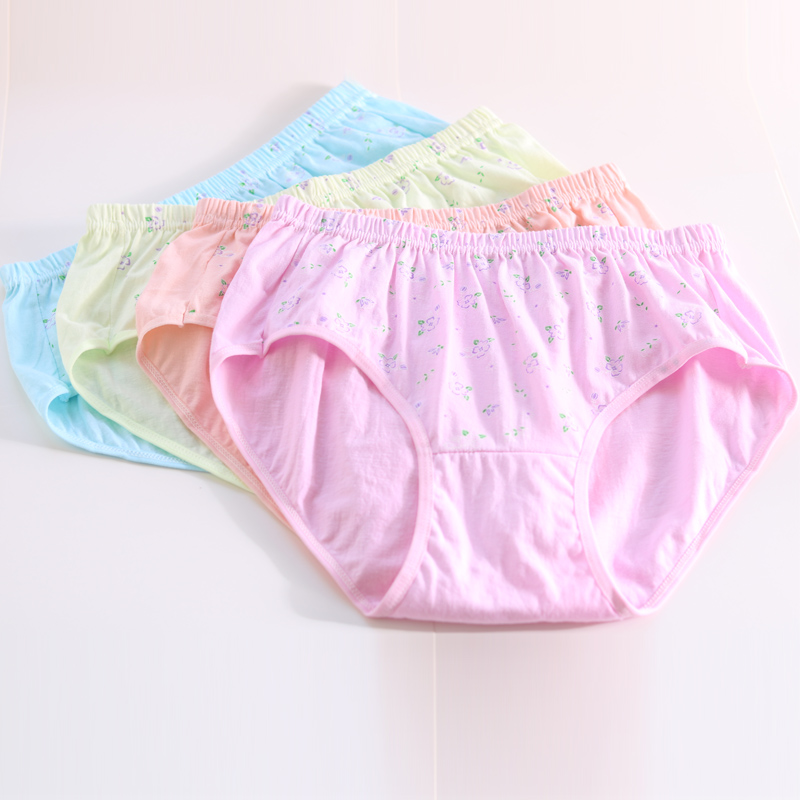 Thêm phân bón để tăng tuổi trung niên và tuổi cao Đồ lót tam giác cao kích thước cotton lớn màu rắn kiểu mẹ già bốn mùa quan lot nam cap cao