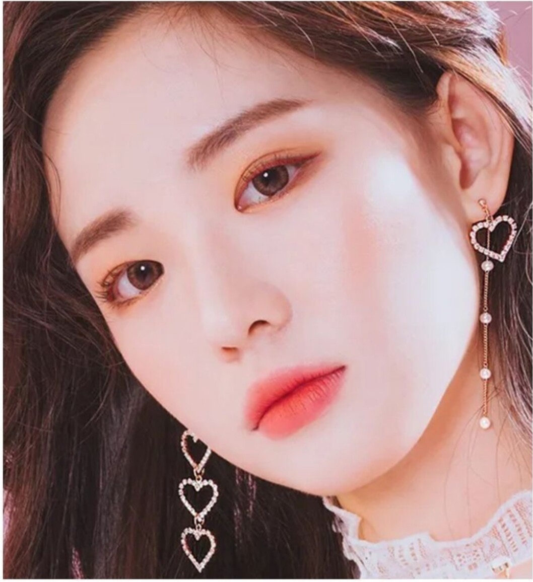 丽莎彩妆店