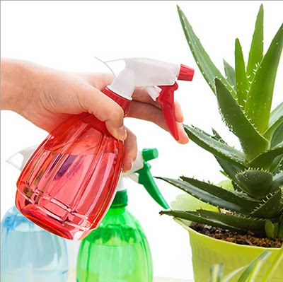 Gardening tools candy-colored watering can watering can watering can hand-pressed watering bottle succulent spray