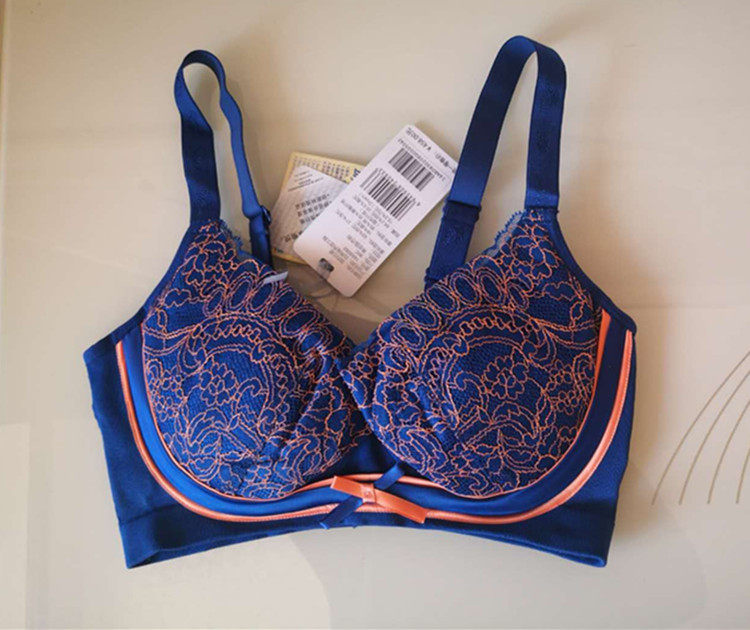 My heart love special cabinet with steel ring fixed double shoulder strap coalmine adjustment type ultra comfortable bra 14AB093