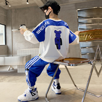 Boys spring clothing suit 2022 new Korean version of childrens clothes boy handsome trendy spring and autumn season sports two sets of damp