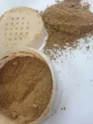 Bột lỏng nam giới phấn phủ nam nude bột phấn ông già phim trang điểm hiệu ứng đặc biệt bột lỏng màu lúa mì tối màu nước da trang điểm với phấn