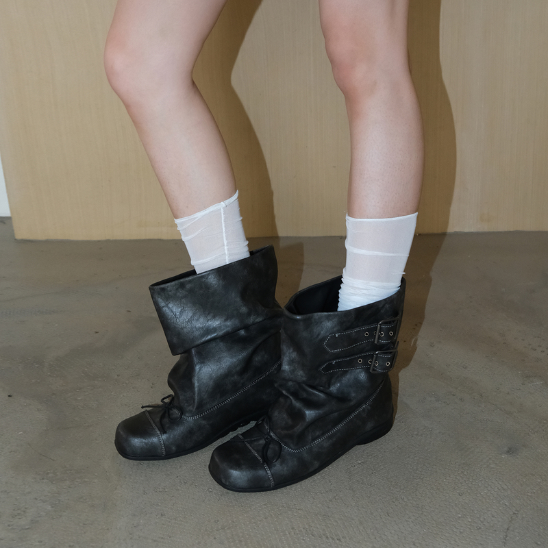 Mooreyu Retro Bow Short Boots for Women, Ballet Style, Vintage Distressed Short Pleated Black Boots, Original Design Mooreyu Retro Bow Short Boots for Women, Ballet Style, Vintage Distressed Short Pleated Black Boots, Original Design