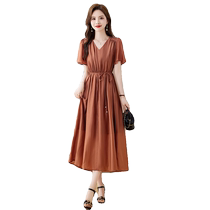 2024 new summer style French gentle V-neck dress for women 2024 new style temperament waist-length mid-length skirt