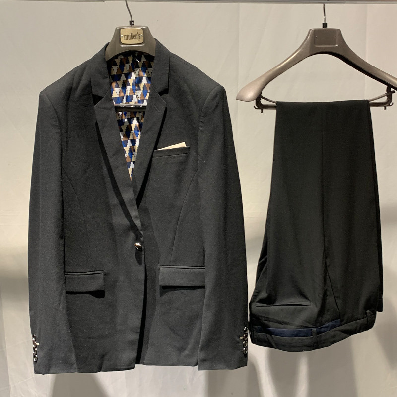 Boutique original single men Business One grain buckle Thing suit Black Inn suit casual outwear for a small western suit