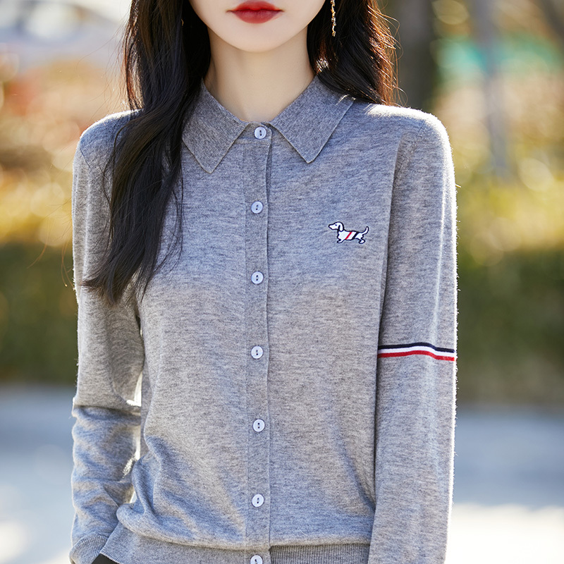 【Fine Wool】Polo Collar Cardigan with Dog Embroidery, Casual and Stylish Knitted Base Layer Jacket for Women
