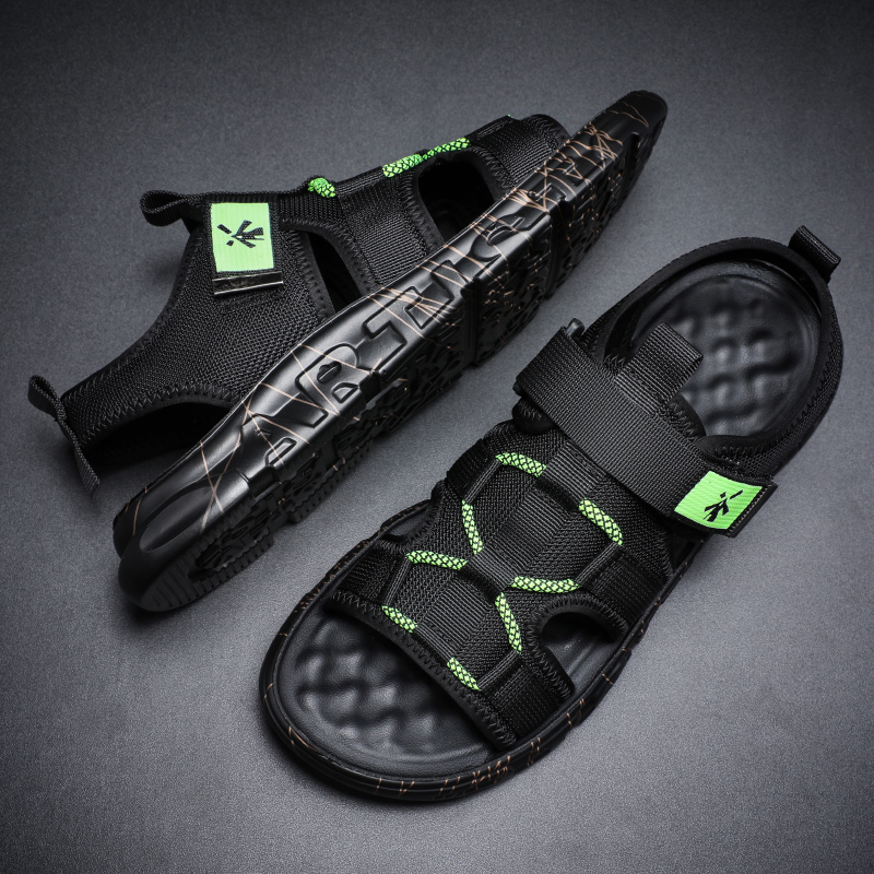 Sandals men's summer outside wearing 2022 new wave thick bottom beach shoe sports casual ins men's outdoor slippers