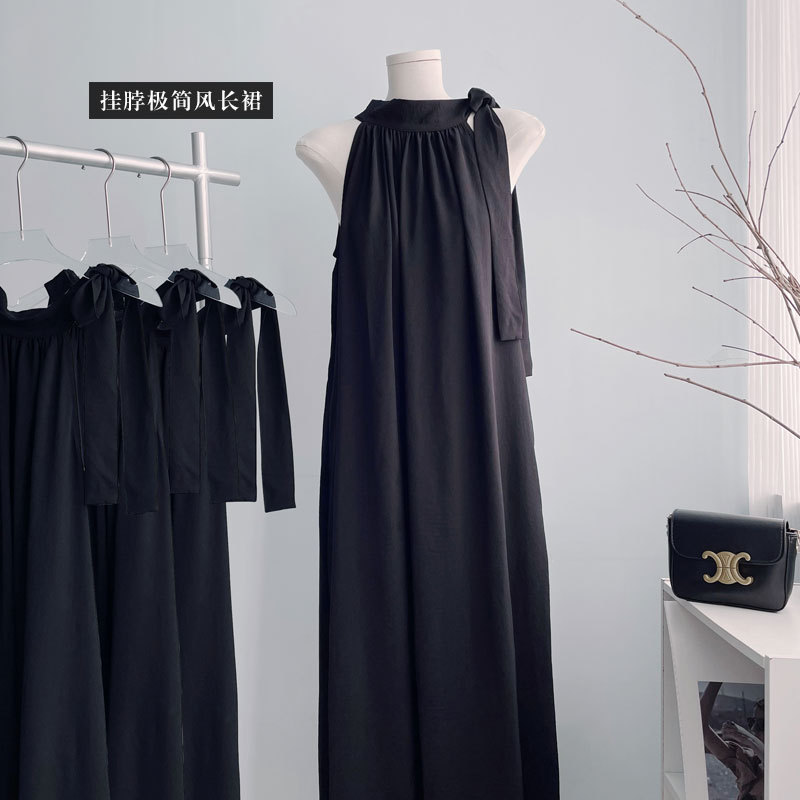 High-End Ladylike Style Solid Black Halter Neck Off-Shoulder Tie Dress with Elegant Drape and Straight-Cut Tank Dress for Women