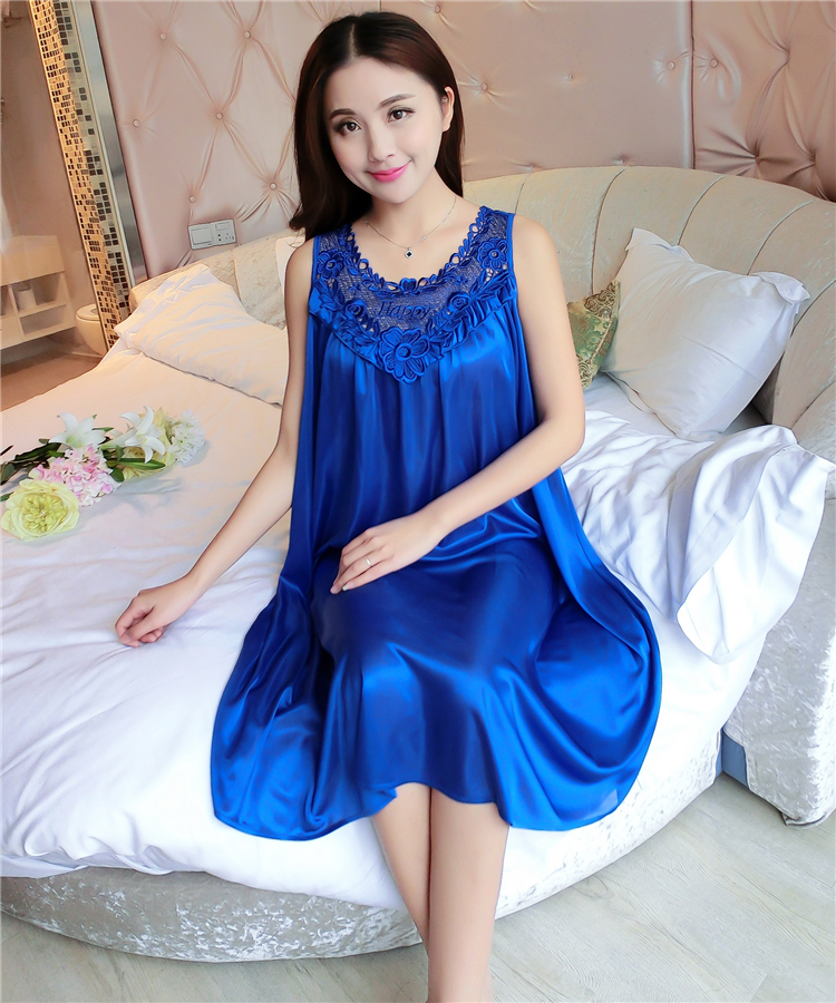 Đồ ngủ của phụ nữ mùa hè ngắn tay lỏng kích thước lớn băng lụa nightdress không tay chất béo M200 kg lụa sexy dây đai váy