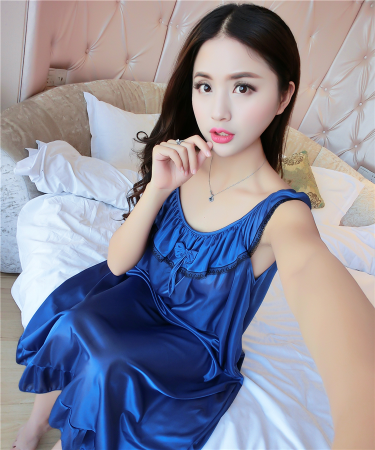 Đồ ngủ của phụ nữ mùa hè ngắn tay lỏng kích thước lớn băng lụa nightdress không tay chất béo M200 kg lụa sexy dây đai váy