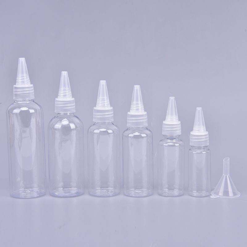 Small transparent lotion bottle with sharp mouth, squeeze bottle, drop bottle
