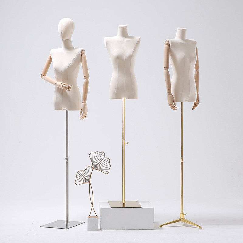 Clothing store model props women's window display frame Korean version flat shoulder right angle shoulder model small chest belt collarbone model frame