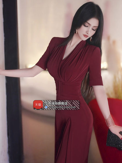 初夏女神范名媛风修身连体裤新款气质减龄直筒阔腿连身长裤