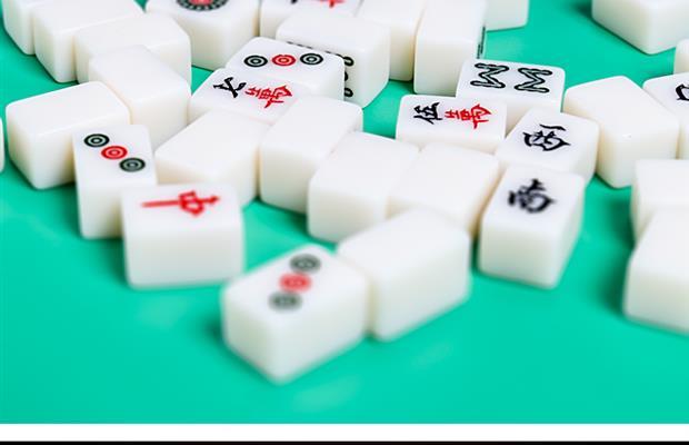 . Mini du lịch còng nhỏ hộ gia đình còng tay 23mm nhỏ cầm tay nhỏ mạt chược nhỏ bàn lưới màu đỏ - Các lớp học Mạt chược / Cờ vua / giáo dục cờ vua nhựa