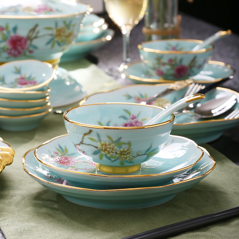 Jingdezhen Jingdezhen celadon tableware suit household of Chinese style up phnom penh dishes combine high - end dishes the icing on the cake
