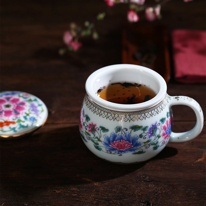 Red xin gold coloured drawing or pattern celadon teacup with cover cup ceramic filter glass office tea cup