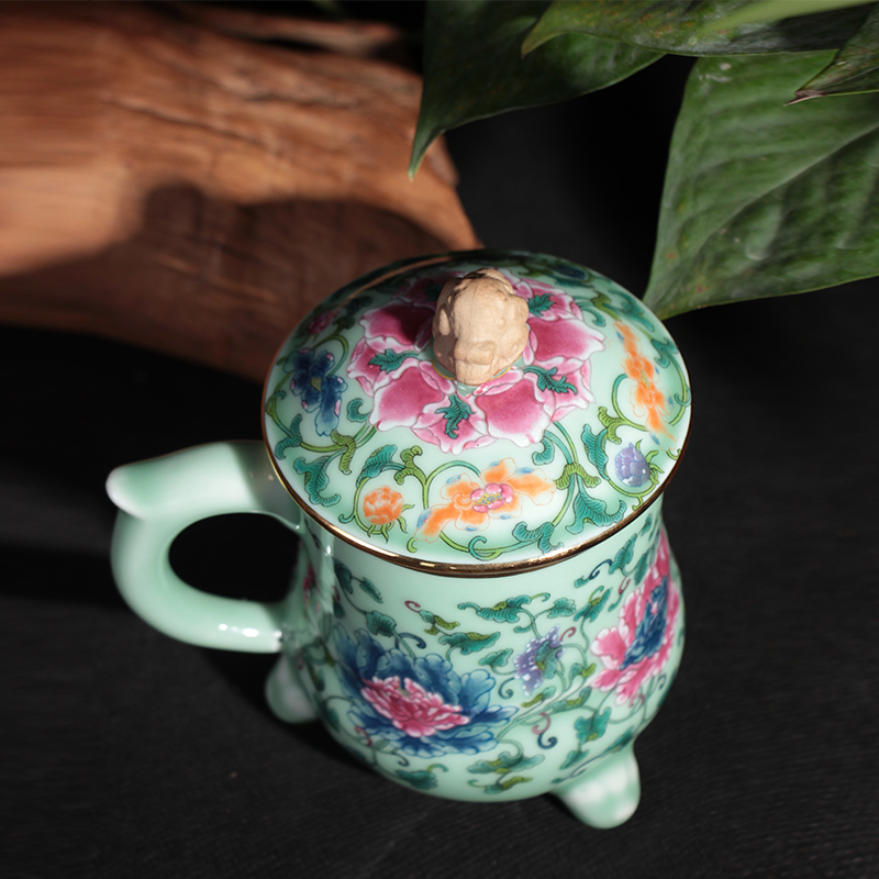 Red xin celadon teacup ceramic cup coloured drawing or pattern, the mythical wild animal creative office with cover cup with a cup of mercifully tea cups