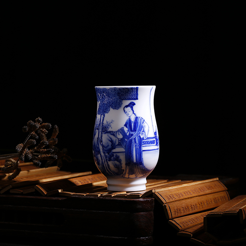 Zhen Huan the twelve beauties of blue and white set of CPU full checking porcelain wedding gift sample tea cup fragrance - smelling cup